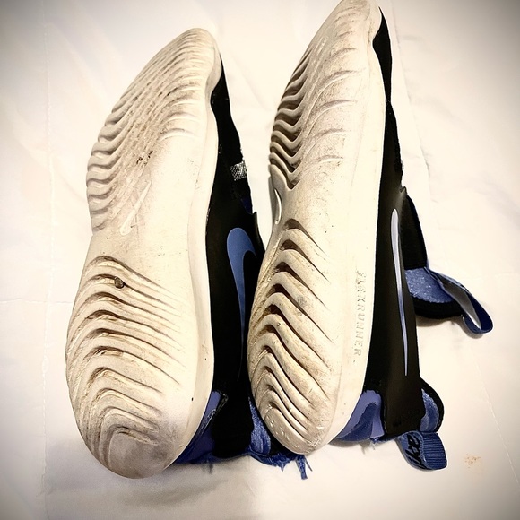 Nike Flex Running Shoes 👟 - Picture 7 of 10
